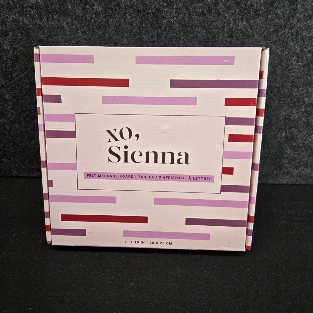 XO Sienna Felt Message Board‎ With Letters  10x10